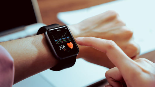 Apple Watch Series 10 Vs. Samsung Galaxy Watch 7 Vs. Apple Watch SE (2nd Gen): Which Smartwatch is Right for You?
